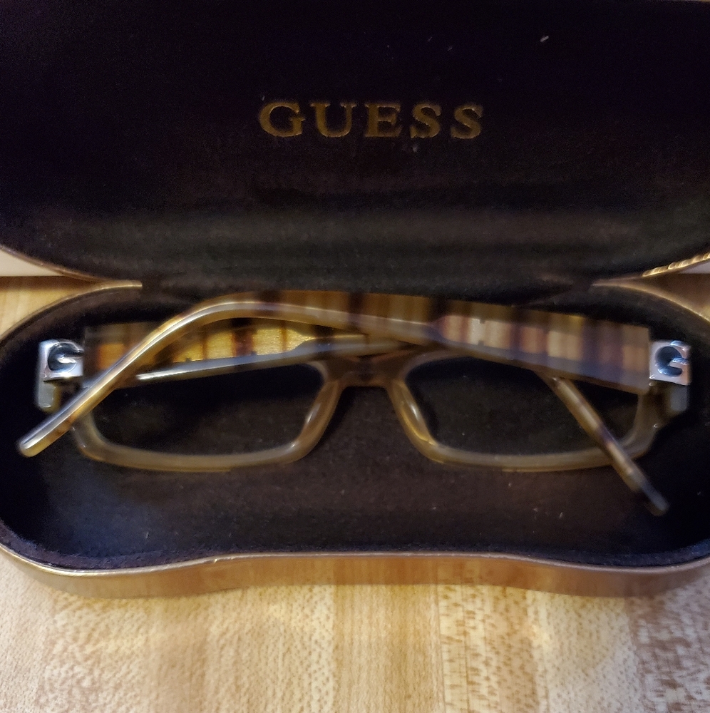 GUESS frames - Picture 2 of 5